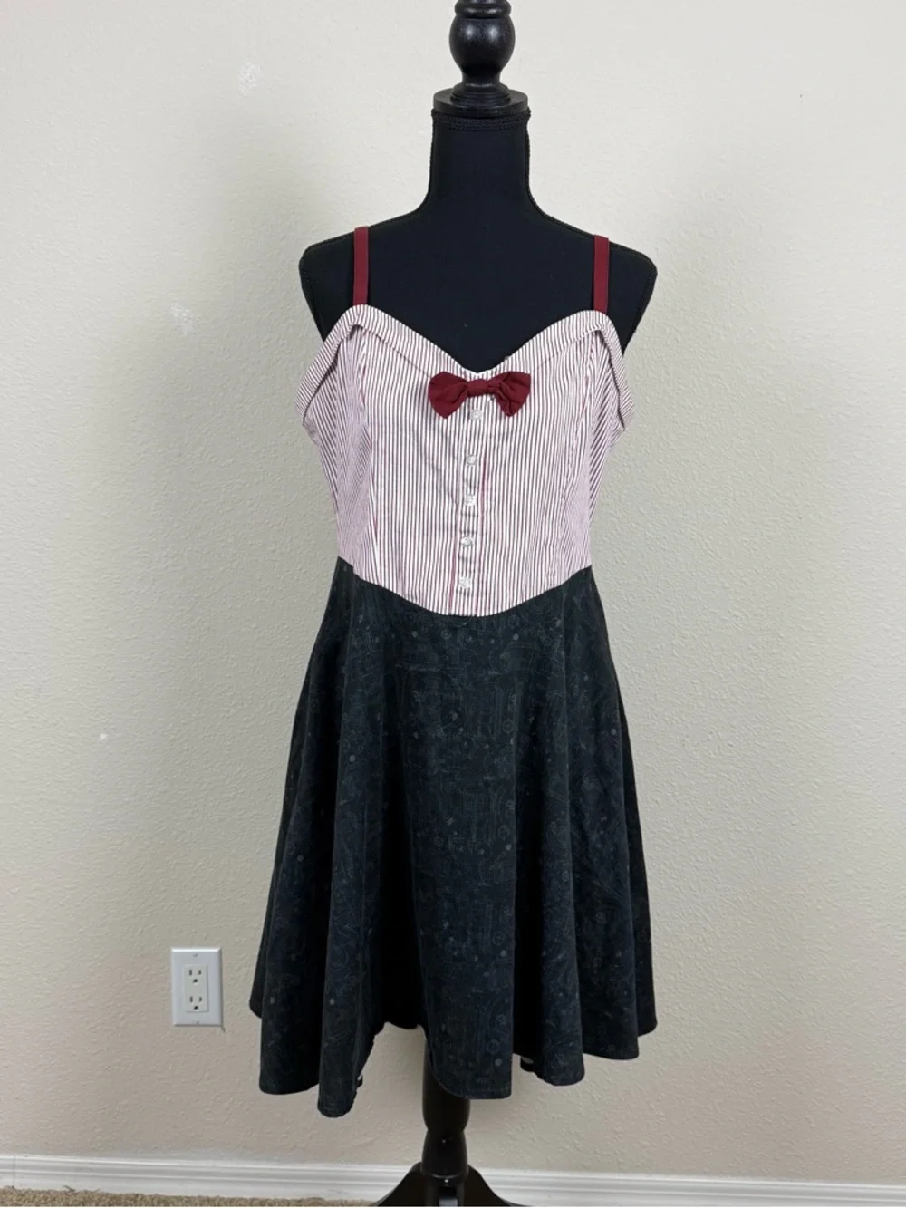 Hot Topic Doctor Who Eleventh Doctor Cosplay Dress XL Skater Style - Picture 2 of 10